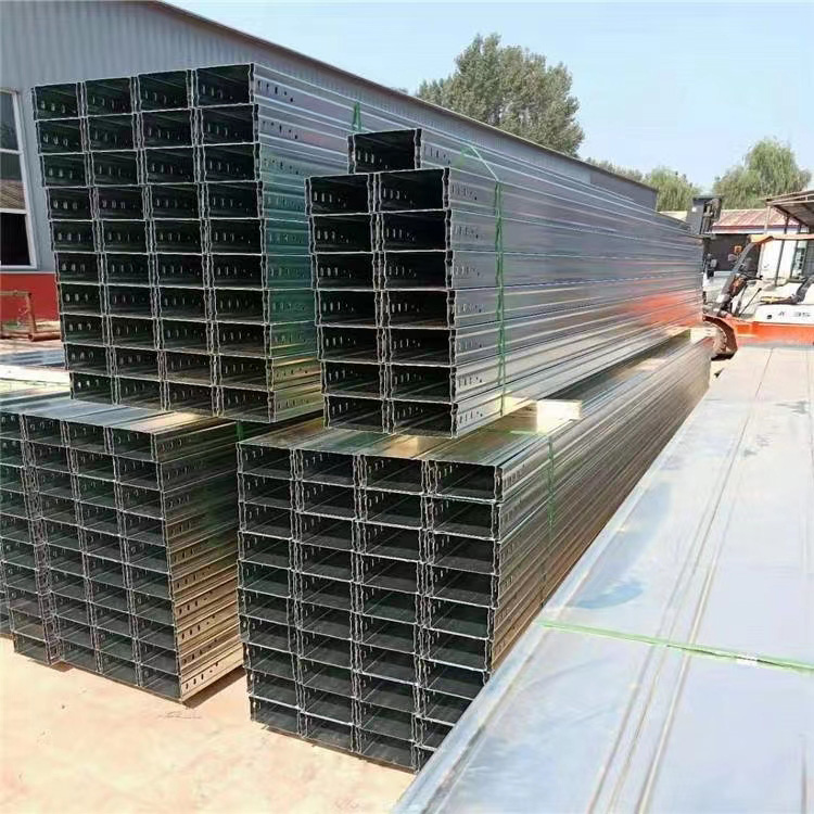 <b>大跨距电缆桥架</b>