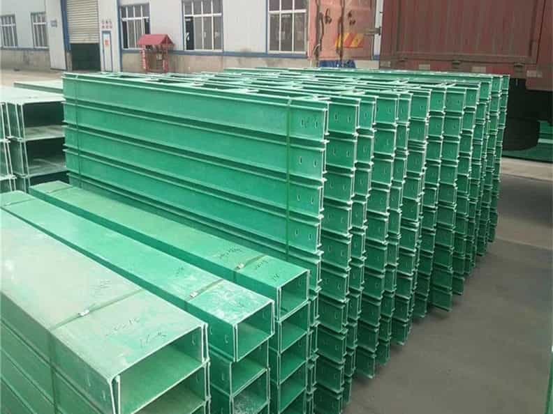 <b>玻璃钢桥架</b>